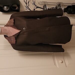 Pellacci, Size M, 100% Genuine European Sheepskin Coat, EUC! Brown, Button Front